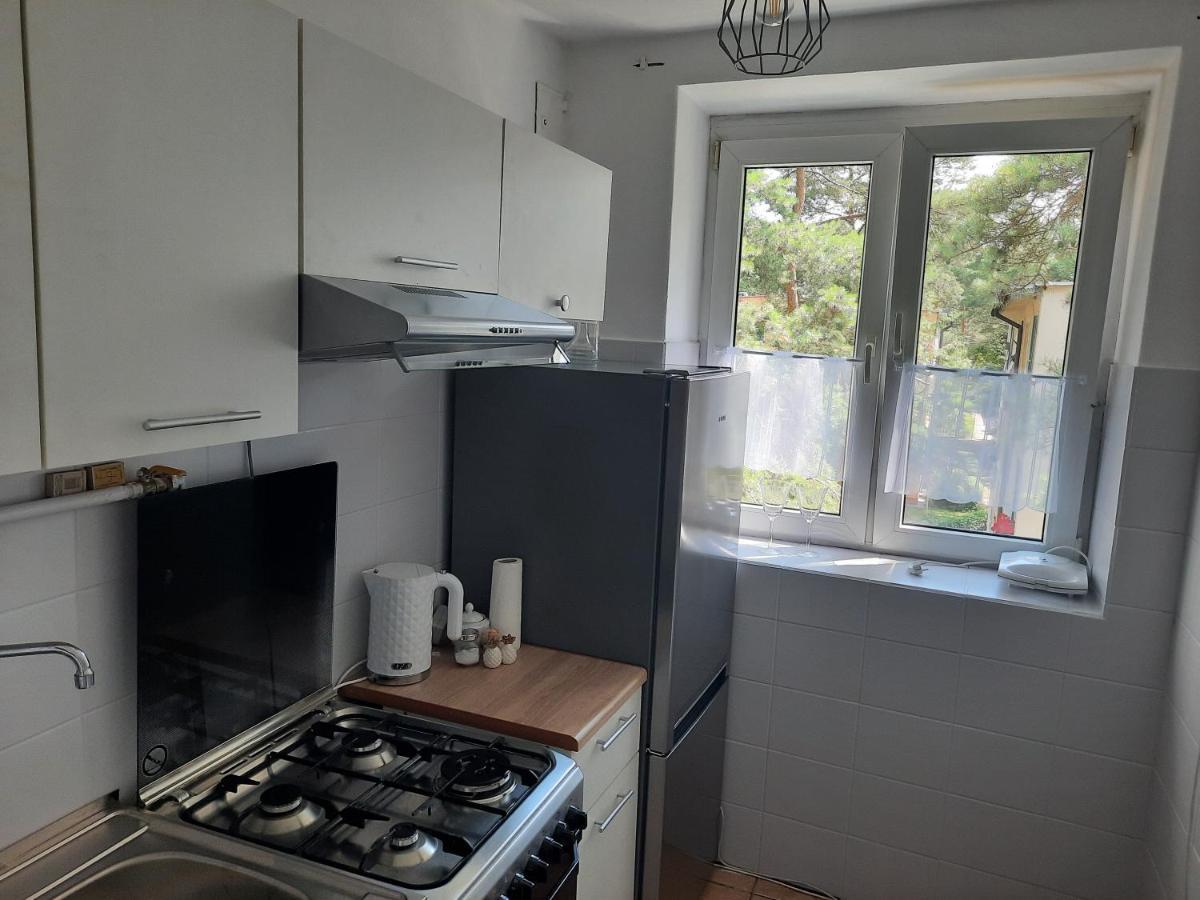 Apartament Zorzy Przy Instytucie Kardiologii Anin Apartamento Varsóvia Exterior foto