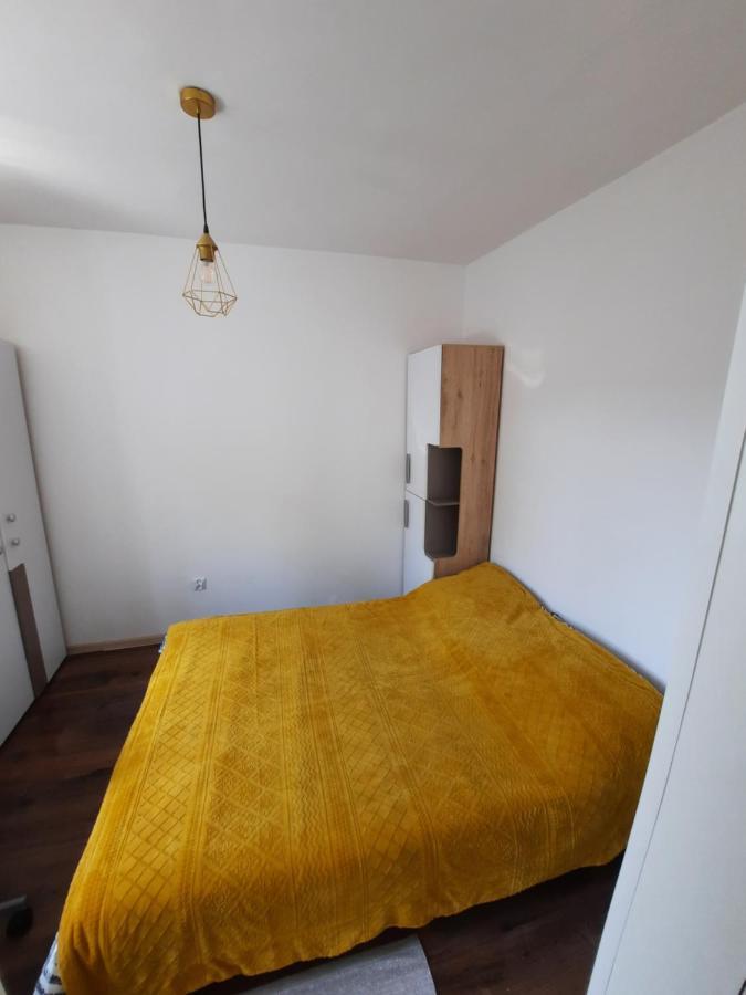 Apartament Zorzy Przy Instytucie Kardiologii Anin Apartamento Varsóvia Exterior foto