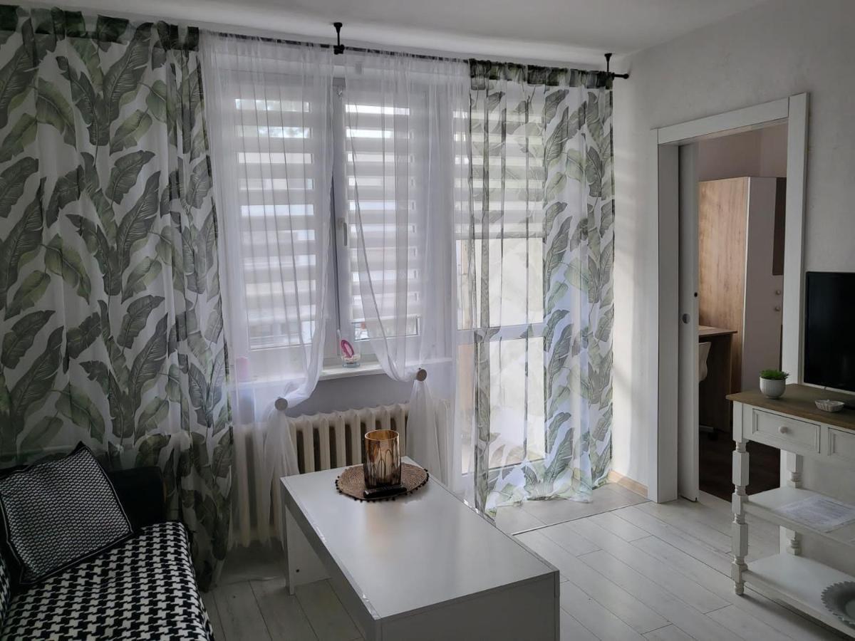Apartament Zorzy Przy Instytucie Kardiologii Anin Apartamento Varsóvia Exterior foto